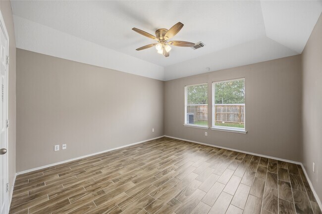 Building Photo - 2734 Trinity Glen Ln