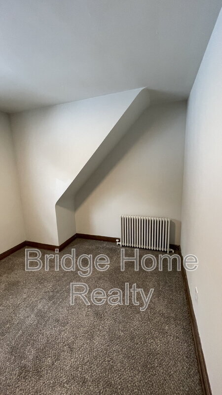 Building Photo - 814 Green St