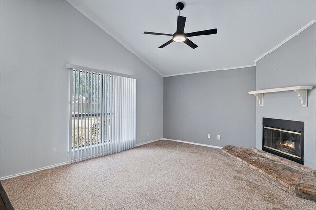 Building Photo - 4806 General Bragg Dr