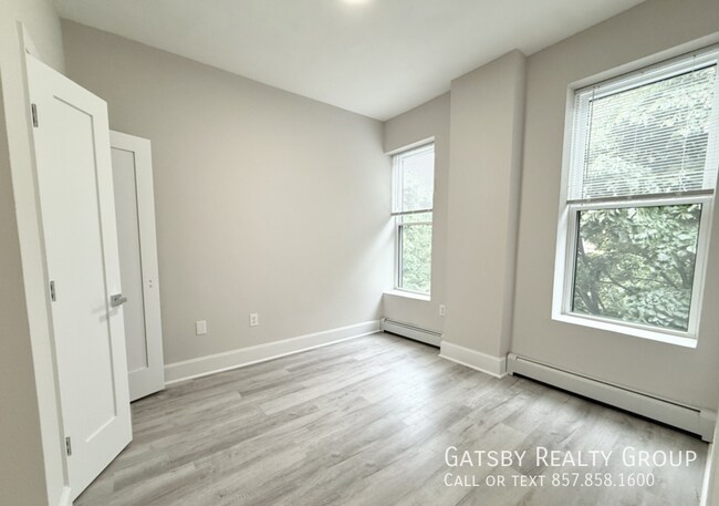 Building Photo - 11 Ruggles St