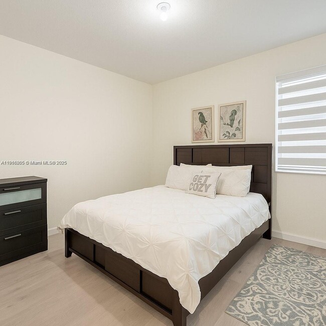 Building Photo - 3386 W 106th Terrace