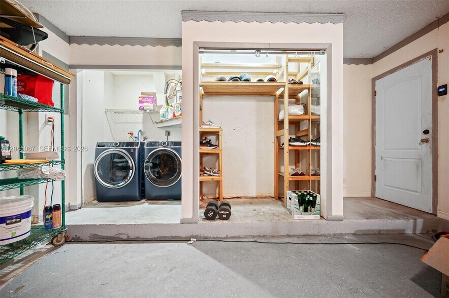 Building Photo - 982 NW 133rd Ct