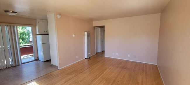 Building Photo - Addison St Apartments