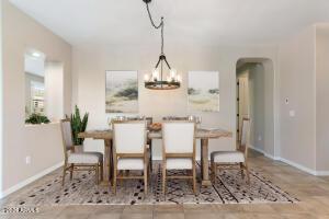 Building Photo - 13450 E Vía Linda