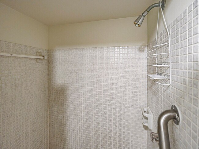 Building Photo - 4200 N Hwy A1A