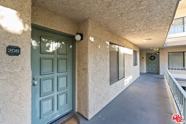 Building Photo - 4141 Via Marisol