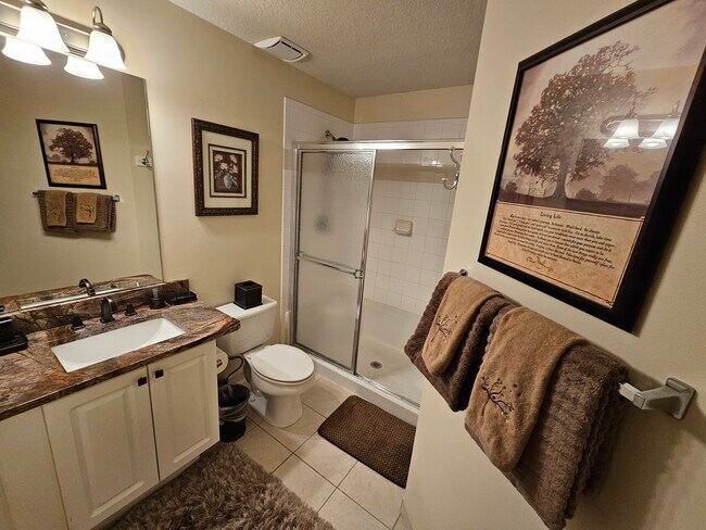 Building Photo - 11023 Legacy Ln