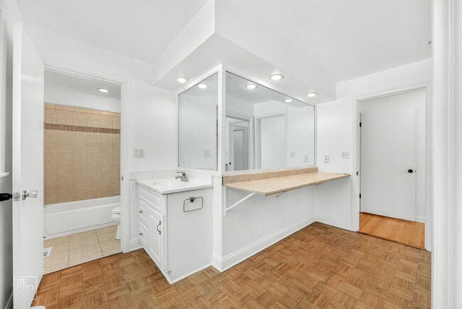 Building Photo - 23670 N Elm Rd