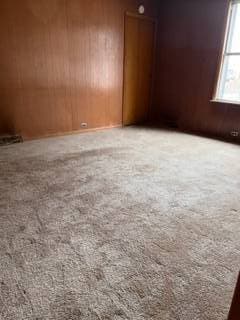 Building Photo - 857 Wales Rd NE