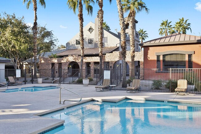 Building Photo - 875 W Pecos Rd