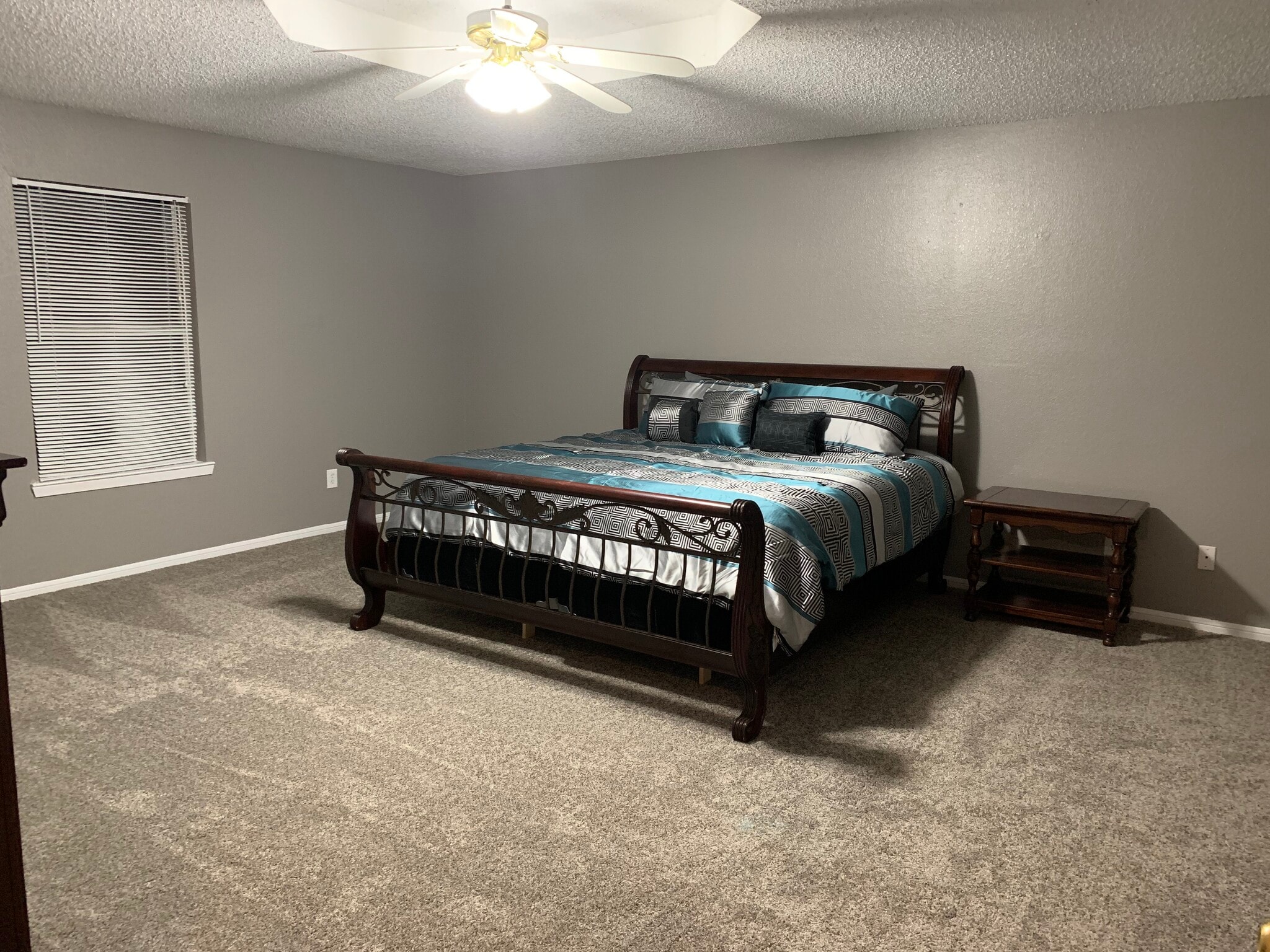 Large Bedroom 2 - 1307 Bagby Ave