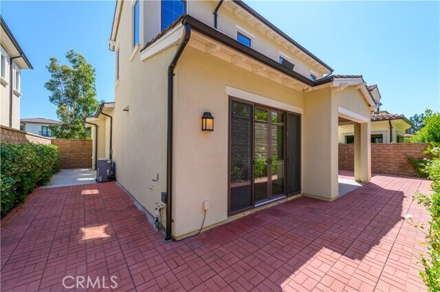 Building Photo - 71 Stetson