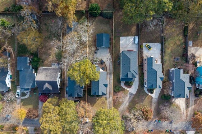 Building Photo - 3111 Alston Dr