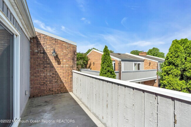 Building Photo - 54 Linden Ct