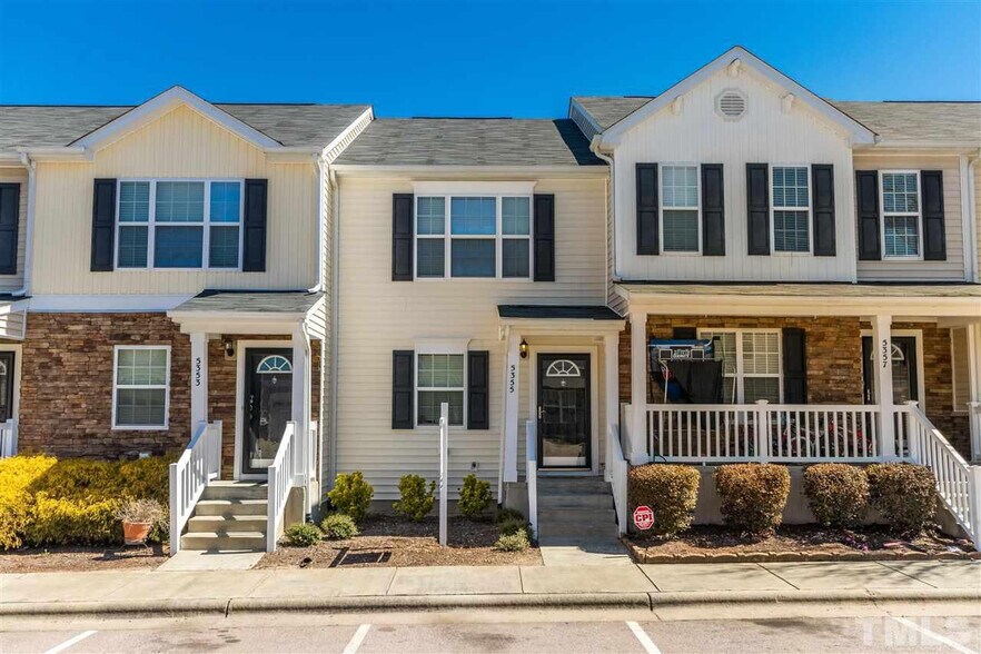 Building Photo - Room in Townhome on Big Bass Dr