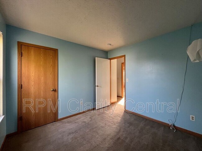 Building Photo - 58 Purple Finch Loop
