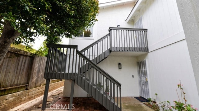 Building Photo - 106 Avenida Lucia