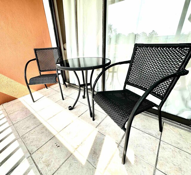 Building Photo - 4000 Gulf Terrace Dr