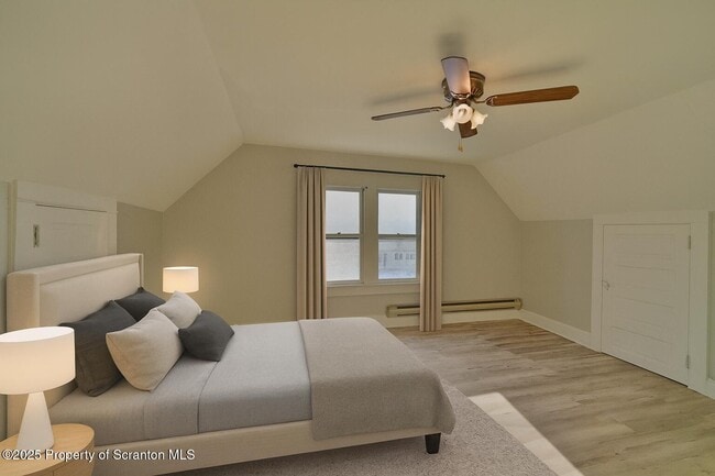 Building Photo - 2211 Brown Ave