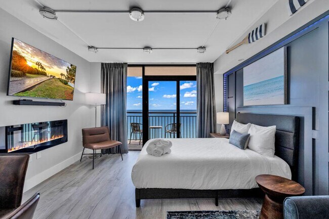 Building Photo - 2004 N Ocean Blvd