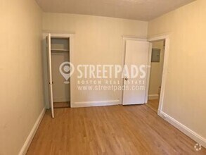 Building Photo - 2 bedroom in Boston MA 02135