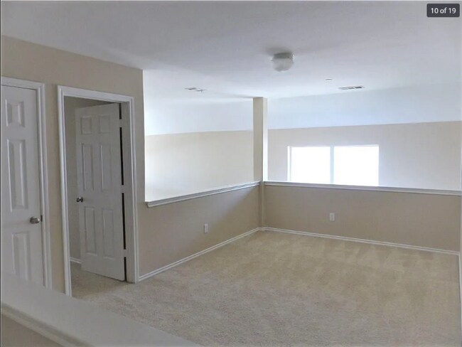 Building Photo - 5405 Crimson Oaks Dr