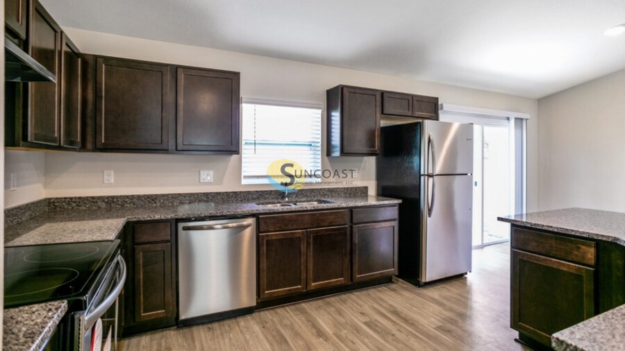 Building Photo - 69 Ryecliffe Dr