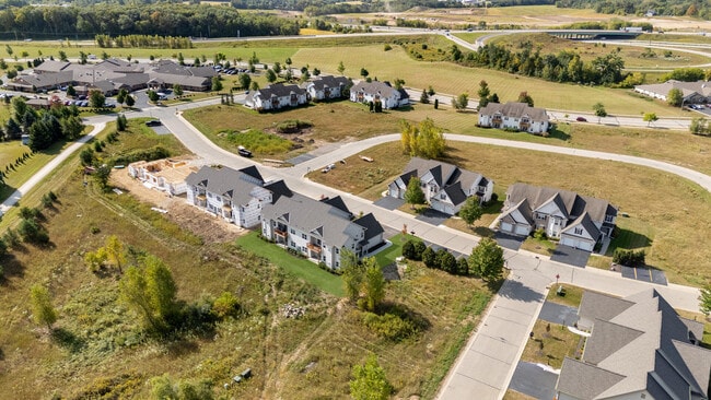 Building Photo - 1824 Horseshoe Ln