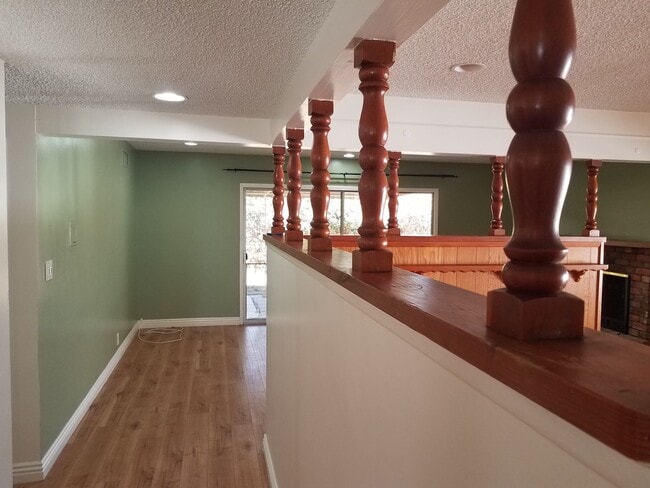 Building Photo - 4 Bedroom Mid-Century Classic Fullerton Ho...