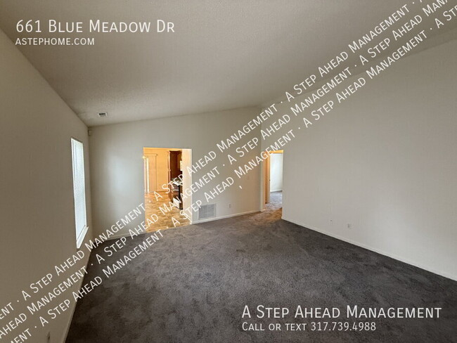 Building Photo - 661 Blue Meadow Dr
