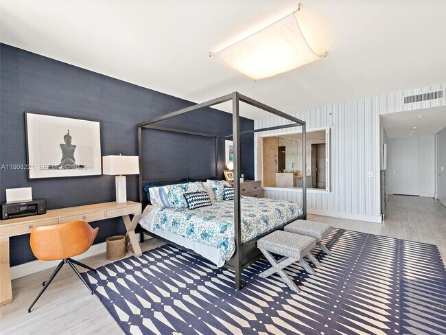 Building Photo - 5142 Fisher Island Dr