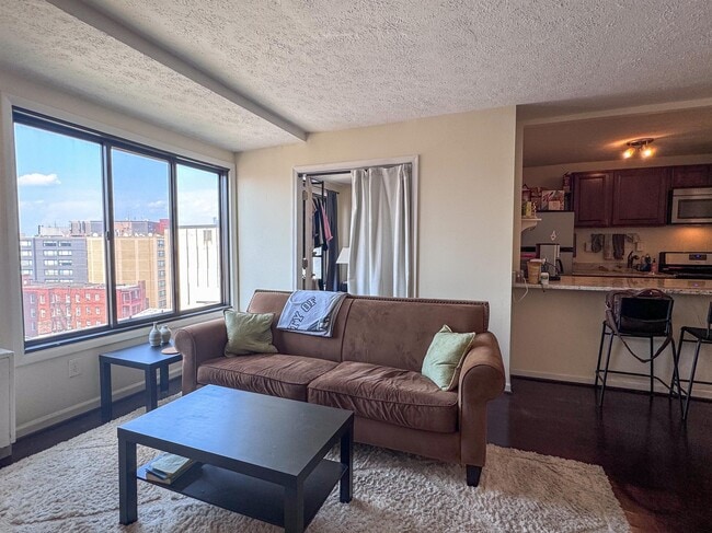 Building Photo - 1440 N St NW