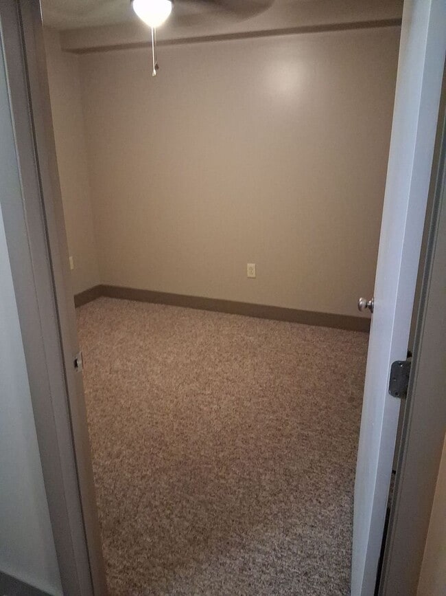 Building Photo - NEW LISTING at LAKE PLAZA! Available for FALL 2026; rent includes use of one parking space