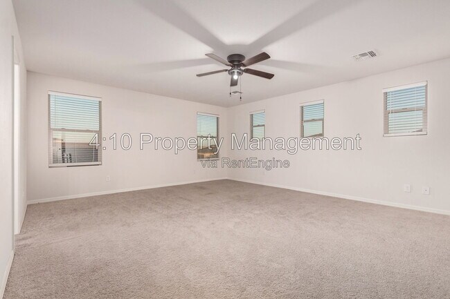 Building Photo - 142 W Impala Dr