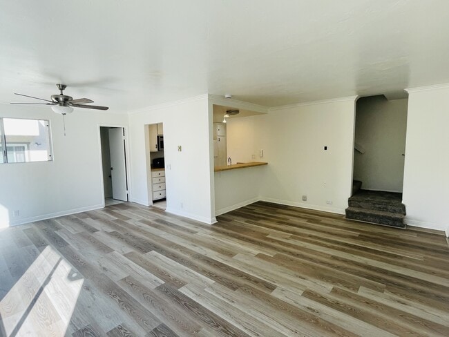 Building Photo - 7076 Park Mesa Way