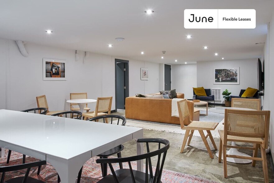 Building Photo - Cozy Private ROOM in Bed-Stuy