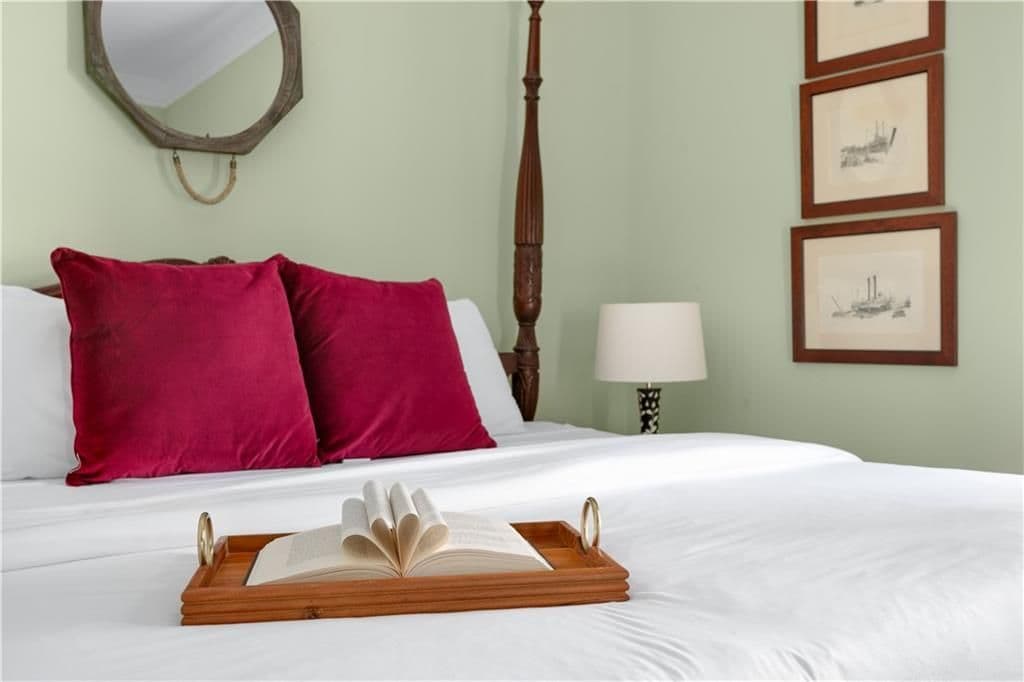 Building Photo - 217 Berean Ave SE