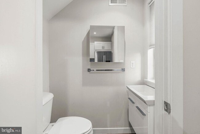 Building Photo - 1341 S 20th St