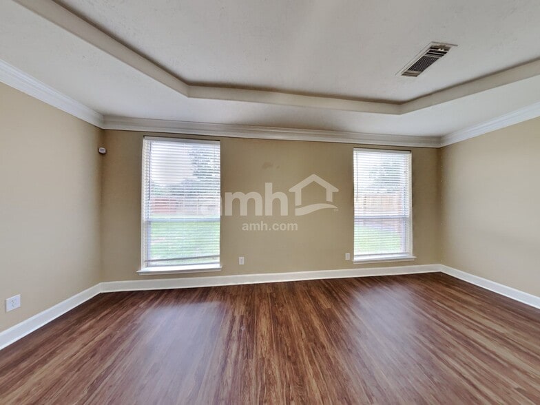 Building Photo - 12311 Amanda Pines Dr