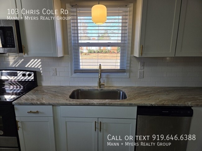 Building Photo - 103 Chris Cole Rd