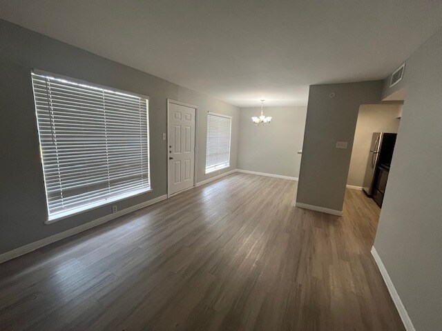 Building Photo - 461 Eldon Dr