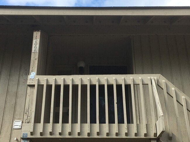 Building Photo - SOON AVAILABLE POOLSIDE CONDO!