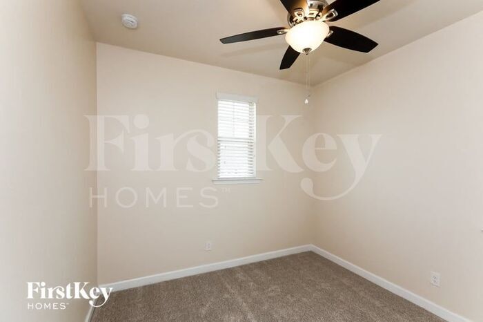 Building Photo - 16138 Kelby Cv