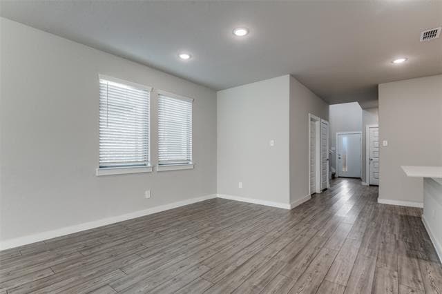 Building Photo - 2412 Green River Rd