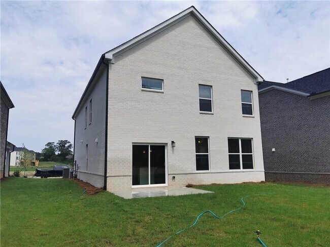 Building Photo - 154 Green Love Ln