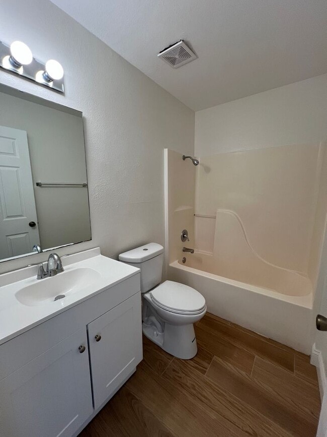 Building Photo - 428 Kays Ln
