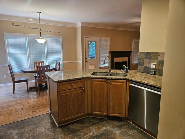 Building Photo - 2545 Cobble Creek Ln