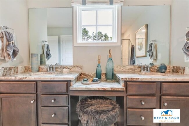 Building Photo - 5508 Benoni Dr