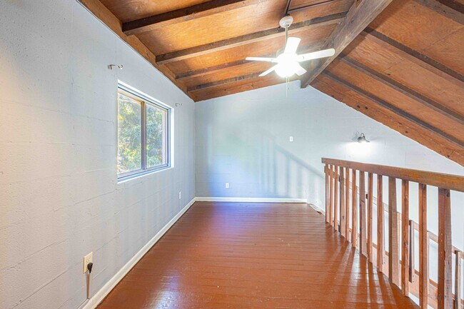 Building Photo - 30928 Spanish Oaks Dr W