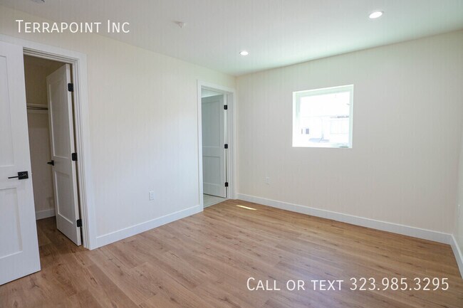 Building Photo - 1034 Westmoreland Ave